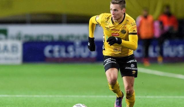 开云体育移动端-关于赛艇锦标赛上演强强对话，蓬莱霹雳队鏖战塞外天虎队，多点开花奏效；更衣室氛围正向的信息